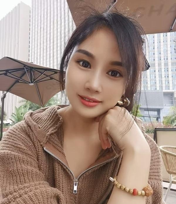 天府三街苗条御姐