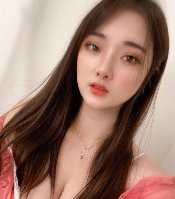 热情温柔妹子楚怡