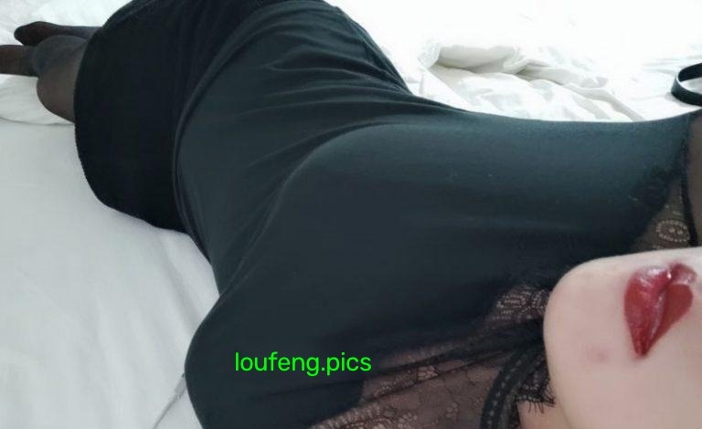 大胸尤物少妇小花
