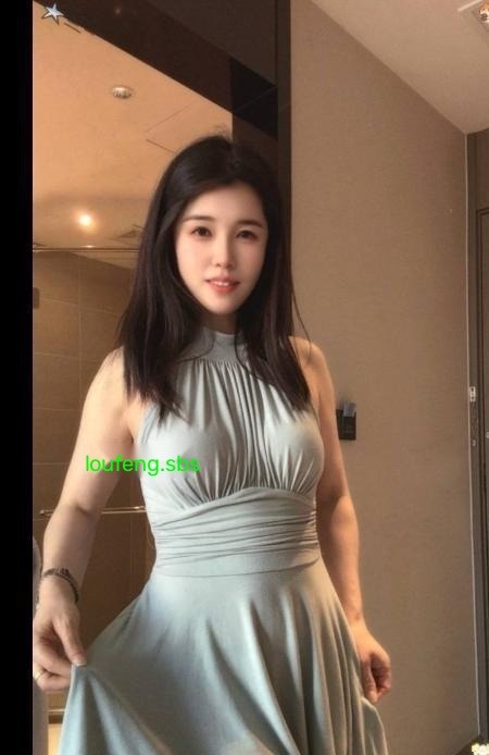 钟楼长腿颜值小姐姐