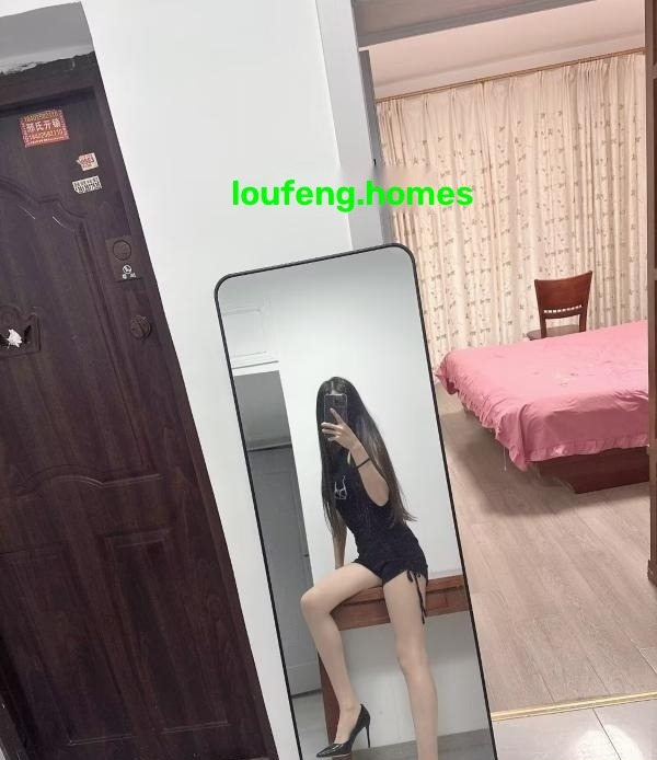 三山街长腿苗苗