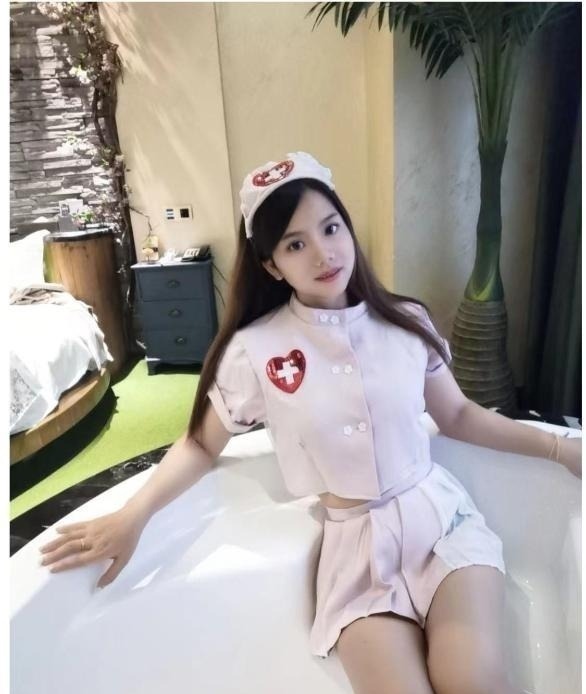 布吉美臀梦露