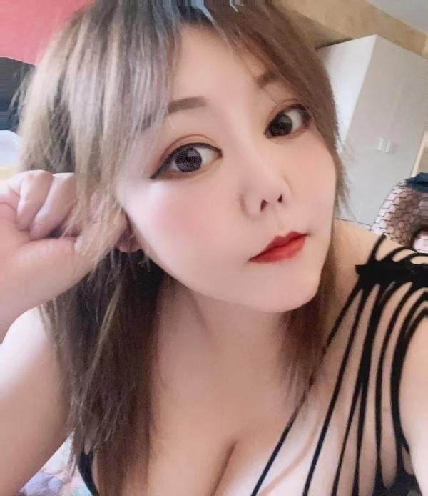 皇姑大奶胖妞