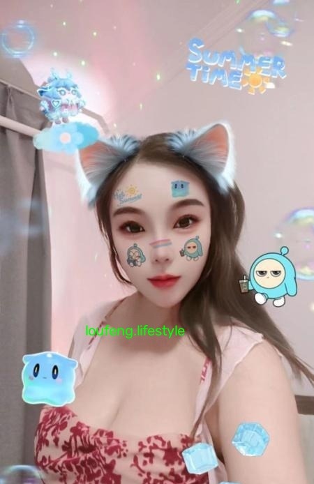 西城镜前战神爆乳西西