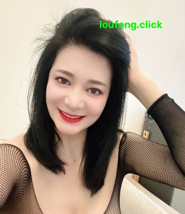 普陀婧晗f奶可以双飞