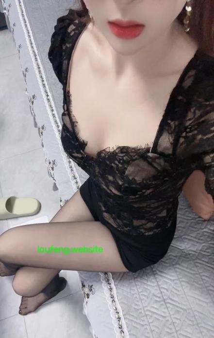 闵行长腿尤尤