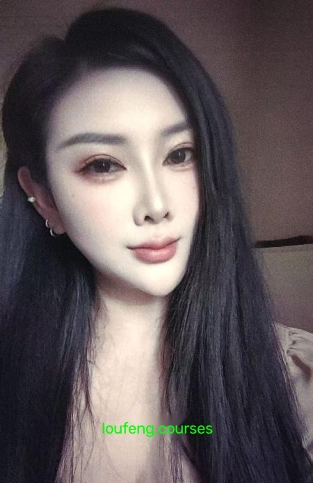 东门服务台红颜
