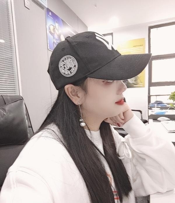 丰满个人杨梦