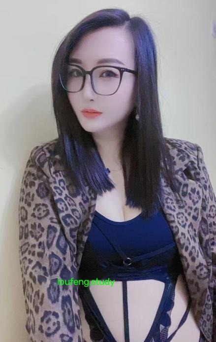 瑶海锁喉少妇