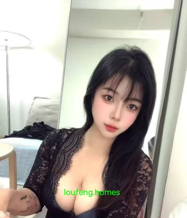 岗顶骚女泡泡糖