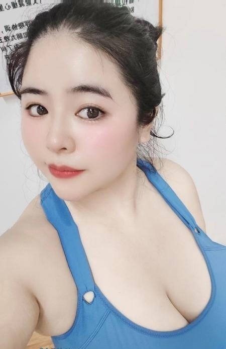 南山乳神露露