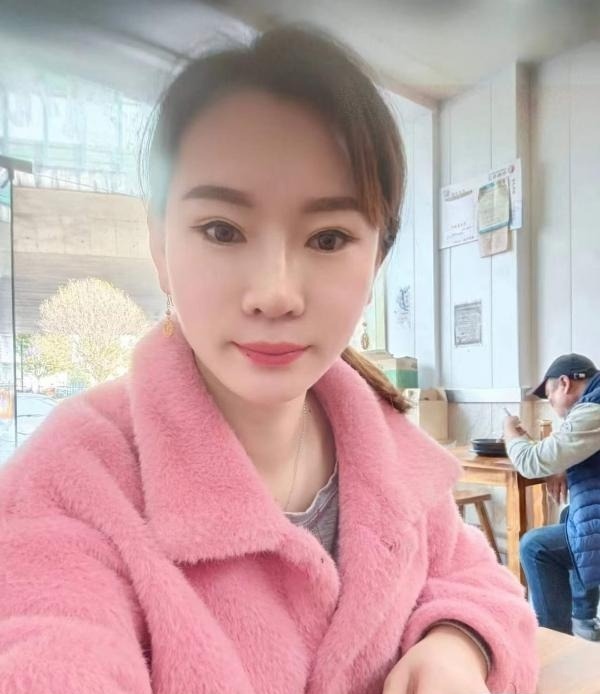 可Wt的三粉少妇