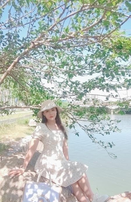 美臀少妇彤彤