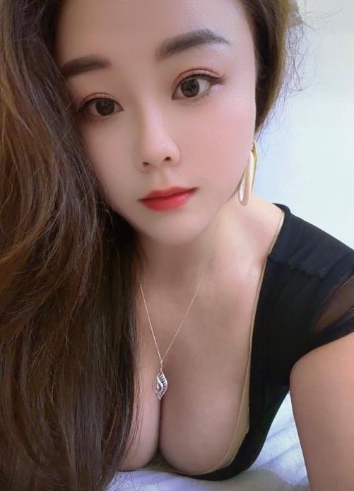 服务美妇依依