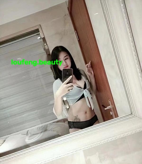 高挑情人系妹子薇薇