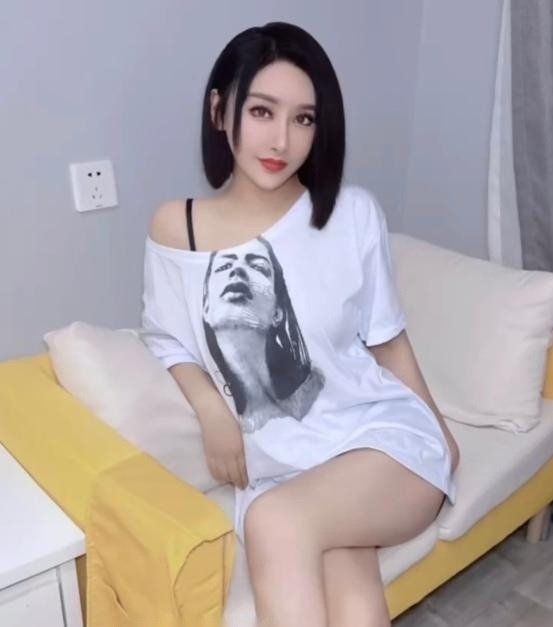 中俄混血大屁股大奶子